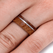 Jack Daniels Whiskey Barrel Ring (5)